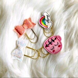 Paperclips Set of 4 Bows, Coffee Mug, Rainbow.